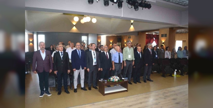 Balıkesir Üniversitesi ev sahipliğinde 13. Ulusal & 4. Uluslararası Veteriner Anatomi Kongresi açıldı
