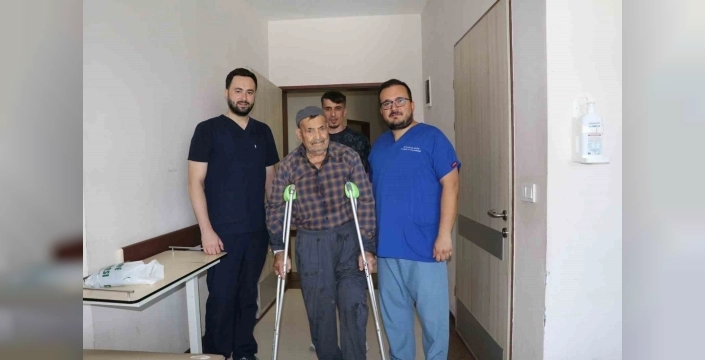 Bingöl'de riskli diz protezi ameliyatı başarıyla gerçekleştirildi