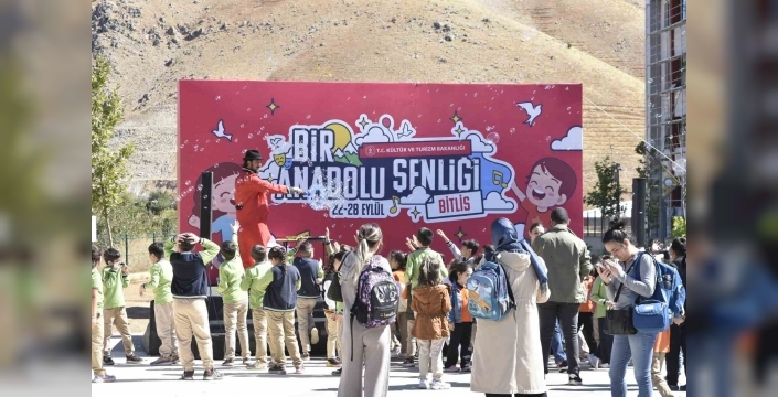 Bir Anadolu Şenliği'nin son durağı Bitlis oldu