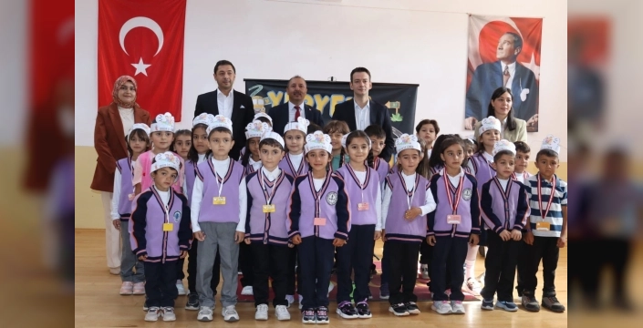 Çıldır'da okullar ziyaret edildi