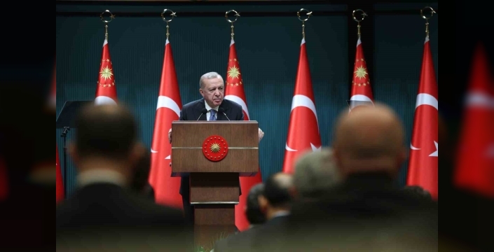 Cumhurbaşkanı Erdoğan'dan önemli açıklamalar: Sosyal konut, emekli maaşı ve dış politika gündeminde