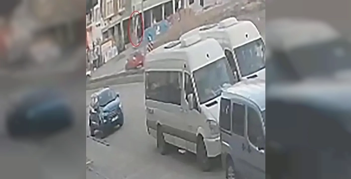 Erzurum'da 7'nci kattan düşen işçi hayatını kaybetti