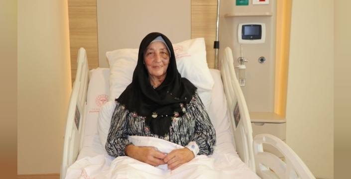 Erzurum'da 7 santimetrelik beyin tümörü ameliyatı: Konuşma bozukluğu yaşayan Zemine Çakal sağlığına kavuştu