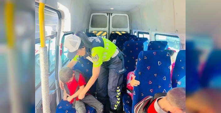 Erzurum'da okul denetimi: 1 aranan şahıs yakalandı