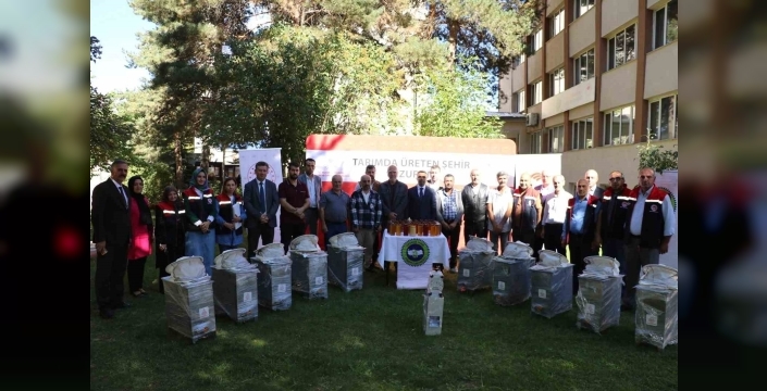 Erzurum'da organik bal üretimi destekleniyor