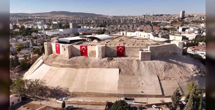 Gaziantep Kalesi'nin ziyarete açılması isteniyor