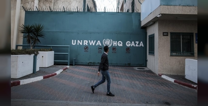 İsrail, Gazze'deki UNRWA okullarını bombaladı: Binlerce kişi yerinden edildi
