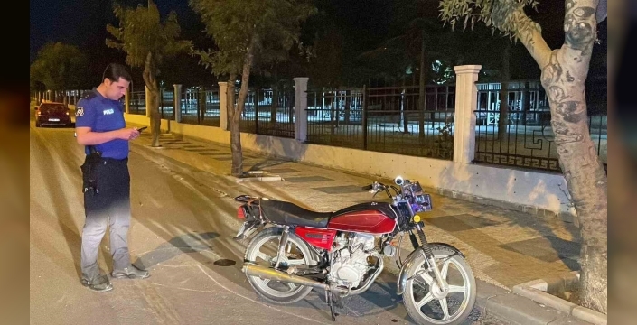 Karaman'da kaza: Motosiklet 70 metre sürüklendi