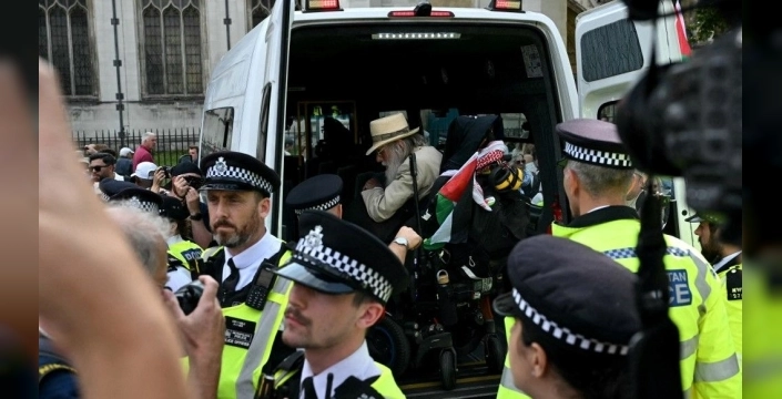 Londra'da Palestine Action protestosu: Çok sayıda gözaltı