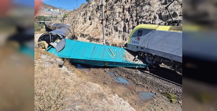 Malatya'da tren kazası: 1 yaralı