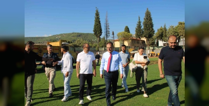 Muğla Atatürk Stadyumu'nun yapımı sürüyor: Ekim ayında tamamlanması bekleniyor