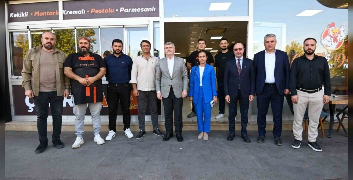 Pekyatırmacı ve Akyürek, Selçuklu'nun yeni yatırımlarını inceledi