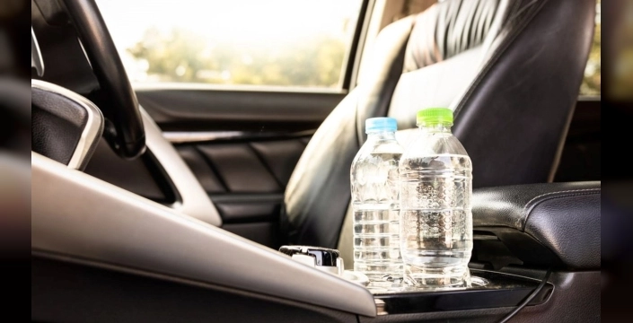 Sıcakta araçta bırakılan plastik şişelerden içmeyin: Ciddi sağlık riskleri var