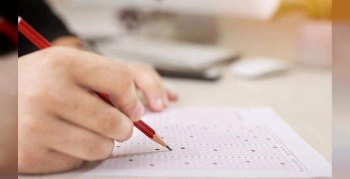 YKS yerleşme oranı yüzde 30 azaldı: 840 bin adaydan sadece 133 bini 4 yıllık üniversiteye yerleşti