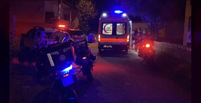 Aksaray'da bıçaklı kavga: İki arkadaş yaralandı