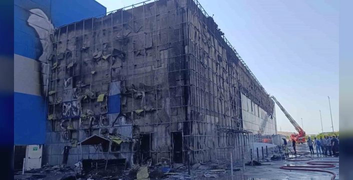 Aliağa'da galvaniz fabrikasında yangın