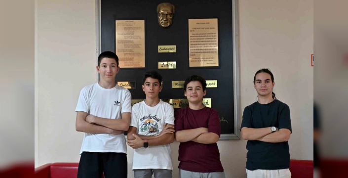 Antalya Muratpaşa'da LGS Başarısı: Öğrenciler Üniversite Hayallerine Adım Attı