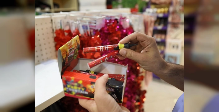 Ataşehir'de yangın önlemi: Havai fişek satışları yasaklandı