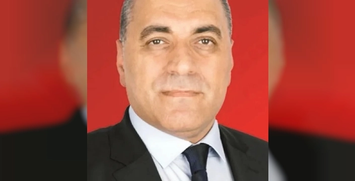 CHP Esenyurt'ta yönetim değişti: Hüseyin Ergin kaybetti, Cafer Çakmak kazandı