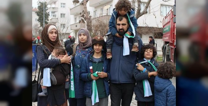 Cumhurbaşkanı Erdoğan Muğla'da: Fransa'dan gelen aile, Erdoğan'ı görmek için geldi