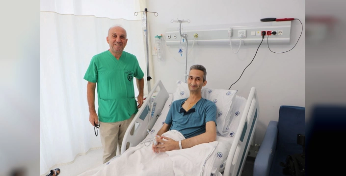 Dünyada ilk: Üçüncü kalp ameliyatı sonrası sağlığına kavuştu