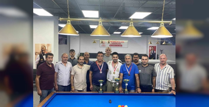 Elazığ'da 30 Ağustos Zafer Bayramı kutlamaları: Dart ve bilardo turnuvaları