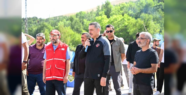 Erzurum'da Genç Kızılay Kampı Başladı: 300 Gönüllü Afet Eğitimi Alıyor
