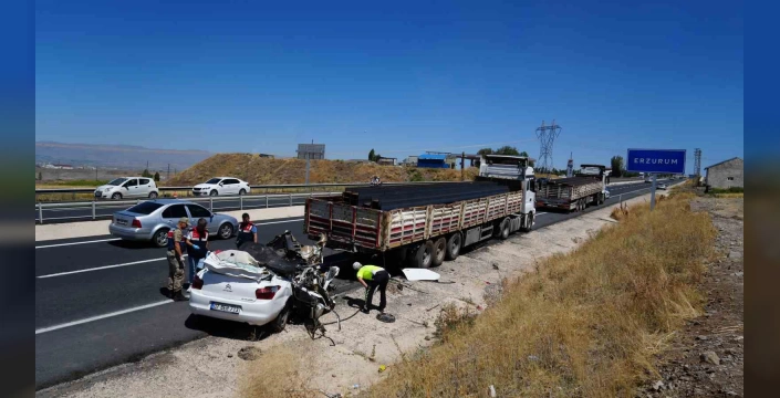 Erzurum'da trafik kazası: Genç sürücü hayatını kaybetti