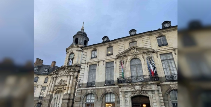 Fransa'da 52 belediye binasına Filistin bayrağı: İçişleri Bakanlığı'nın yasağı görmezden gelindi