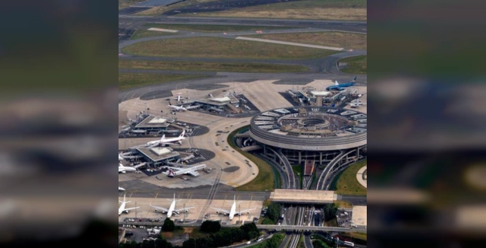 Fransa'da 'Özgür Filistin' Diyen Havaalanı Görevlisi İşten Uzaklaştırıldı