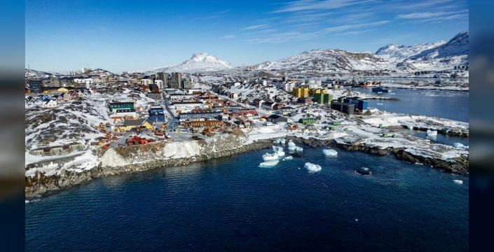 Fransa Dışişleri Bakanı Barrot: Grönland satılık değildir