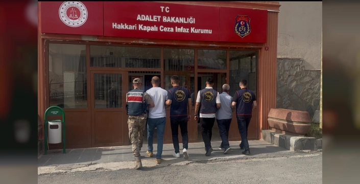 Hakkari'de Aranan 2 Suçlu Yakalandı: 12 Yıl 5 Ay ve 4 Yıl 2 Ay Hapis Cezası