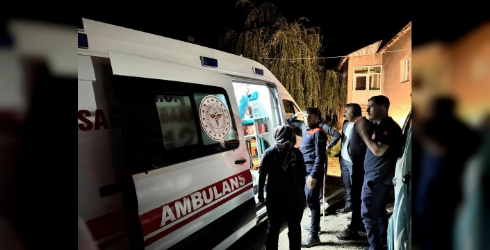 Hakkari'de Dağda Mahsur Kalan Çoban Kurtarıldı