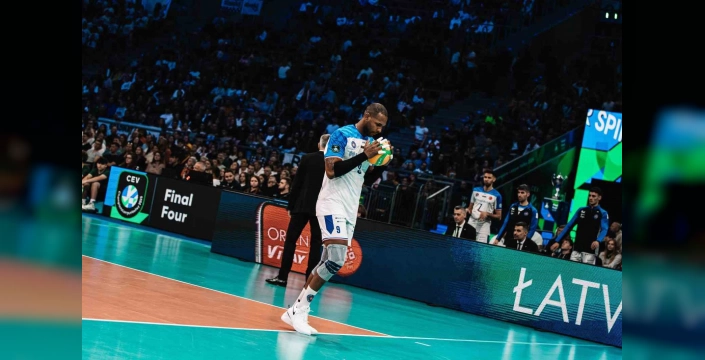 Halkbank, Yoandy Leal Hidalgo ile devam ediyor