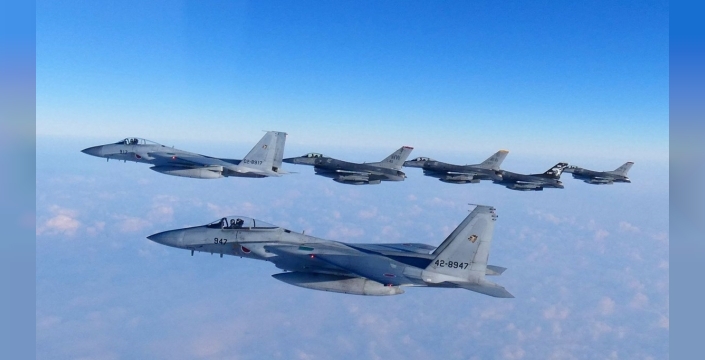 Japonya, NATO ile savunma işbirliğini artırıyor: F-15 savaş uçakları Avrupa ve Kanada'ya konuşlandırılacak