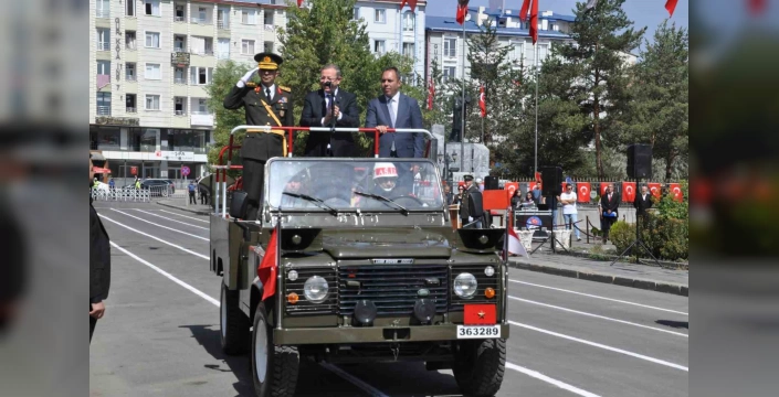 Kars’ta 30 Ağustos Zafer Bayramı kutlandı