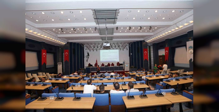 Kayseri'de Önemli Afet Eğitimi: Belediye Personeline Enkaz Arama ve Kurtarma Bilgisi