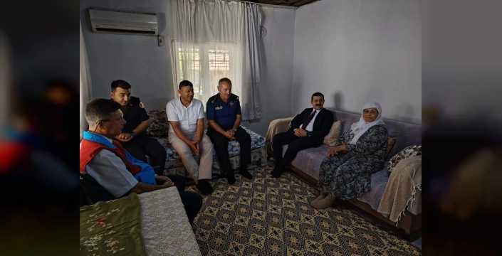 Köyceğiz Kaymakamı Kumcu, şehit ailelerini ziyaret etti