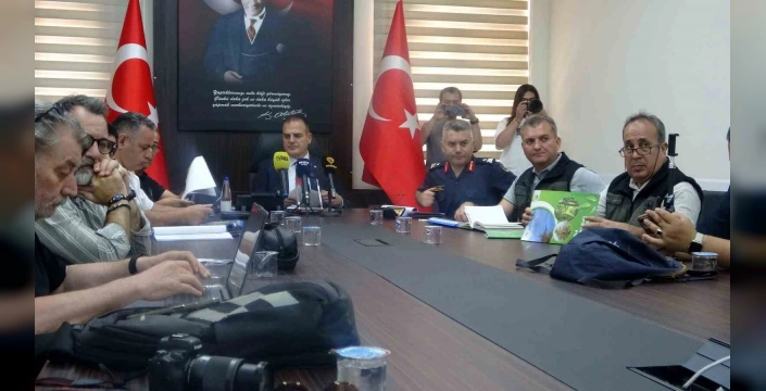 Muğla'da Güvenlik ve Asayiş Toplantısı: Vali Akbıyık, Alınan Tedbirleri Açıkladı