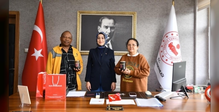 Olur Kaymakamı, Nijeryalı akademisyenleri ağırladı