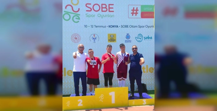 Ömer Aydemir Türkiye üçüncüsü oldu