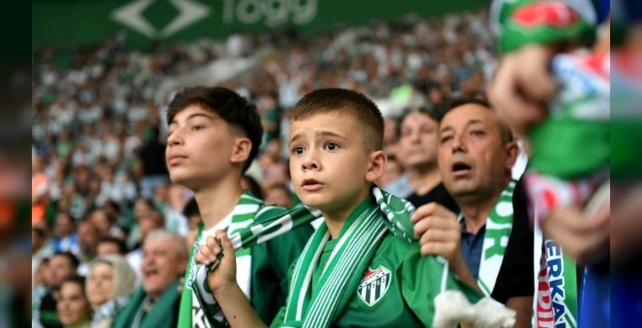 Osmangazi Belediyesi, çocukları Bursaspor maçına götürdü