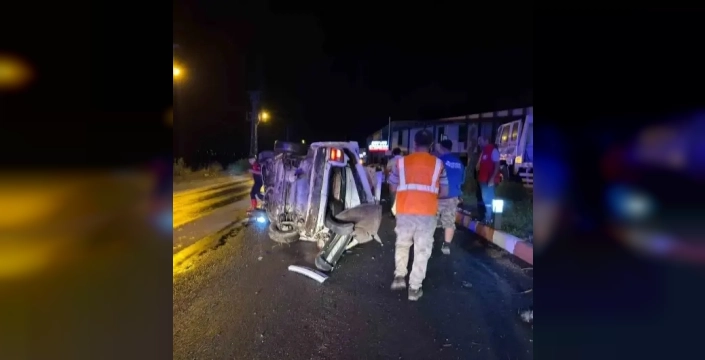 Osmaniye'de otomobil takla attı: 3 yaralı