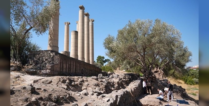 Smyrna Höyüğü'nde kazılar devam ediyor