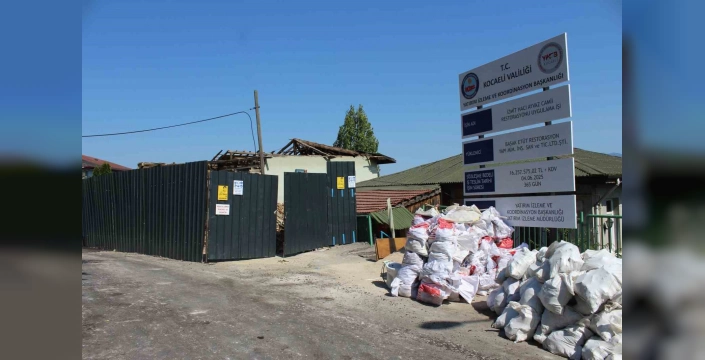 Tarihi Hacı Ayvaz Camisi'nin restorasyonu başladı